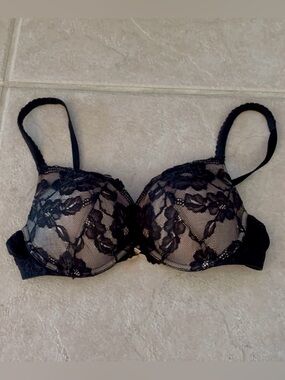 Victoria’s Secret “Perfect Shape” Floral Lace Push-Up Bra - Size 36C